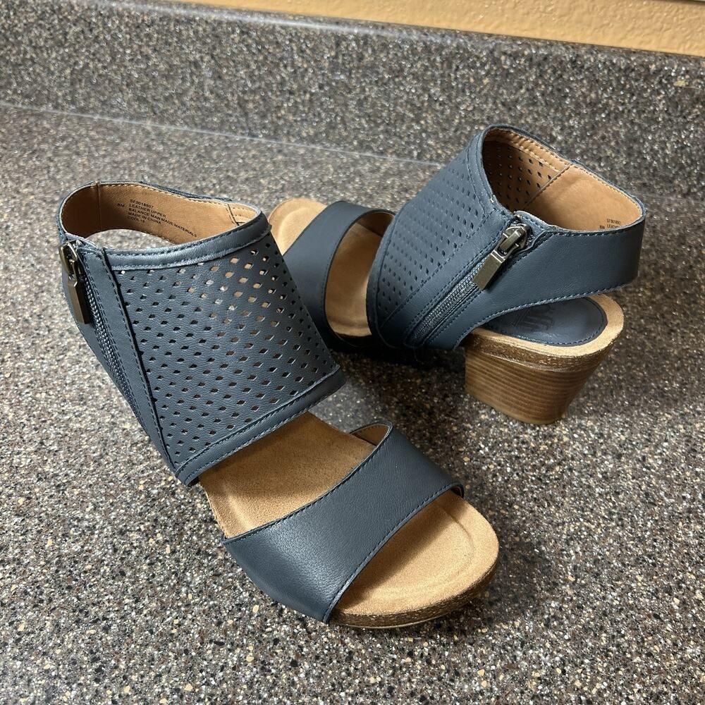 Sofft Women's Size 8M Blue/Gray Leather Block Wood Heels Sling Back Open Toe Zip